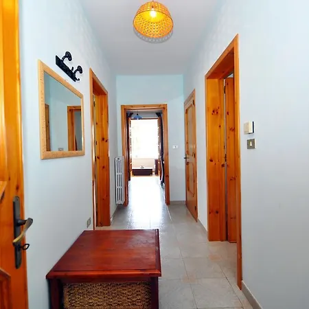 Contre Apartment