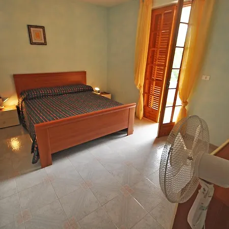 Apartment Contre *